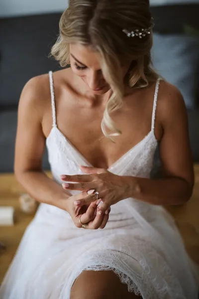 Bridal hairstyle